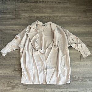 NWOT Lulus grey short sleeve jacket